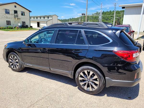 2017 Subaru Outback 2 5i Limited - - by dealer for sale in Cross Plains, WI – photo 5