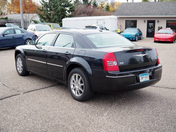 2009 Chrysler 300 Touring - - by dealer - vehicle for sale in Inver Grove Heights, MN – photo 6