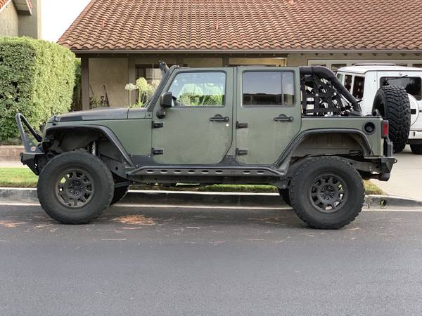 2015 UNLIMITED RUBICON 4-DOOR 15K MILES, 1 OWNER for sale in Glendale, CA – photo 6