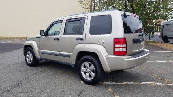 2011 Jeep Liberty Sport - Great Condition for sale in Alexandria, District Of Columbia – photo 3