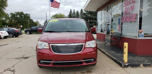 2013 Chrysler Town Country 4dr Wgn Touring W/FREE 6 MONTH WARRANTY for sale in Clare, MI – photo 3
