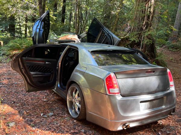 2012 Chrysler 300 24 Rims Butterfly Doors - - by for sale in Redway, CA – photo 14