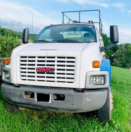 05 GMC 8500 Duramax Diesel with Finn Hydroseeder mounted - cars & for sale in Culpeper, VA – photo 3