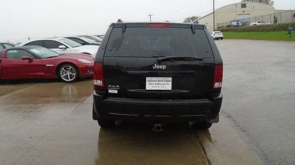 06 jeep grand cherokee..4WD,,152000 miles..clean car.$3999 **Call Us... for sale in Waterloo, IA – photo 4