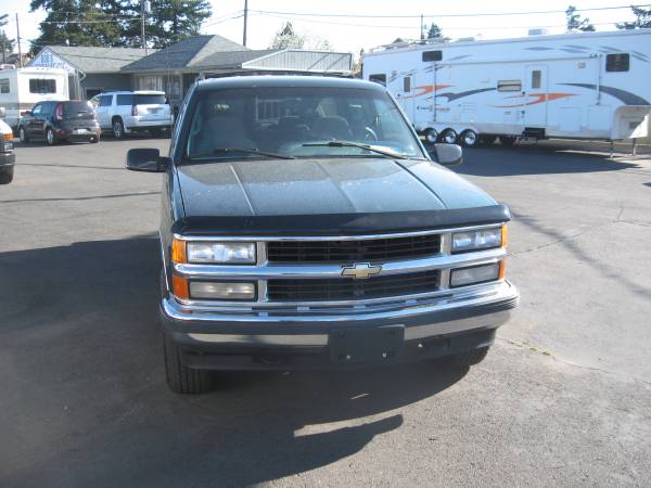 1995 Chevy Suburban 1500 4X4 113K Miles Excellent Condition for sale in Portland, OR – photo 3