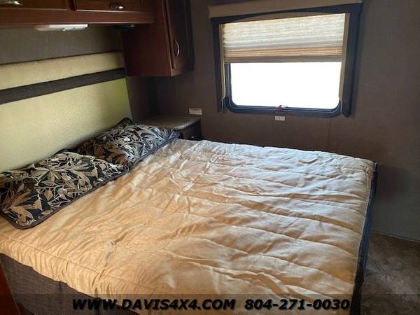 2015 Thor Motorhome A C E 30 2 Bunkhouse Model - - by for sale in Richmond , VA – photo 20