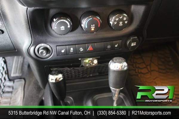 2015 Jeep Wrangler Unlimited Sahara 4WD Your TRUCK Headquarters! We for sale in Canal Fulton, OH – photo 19