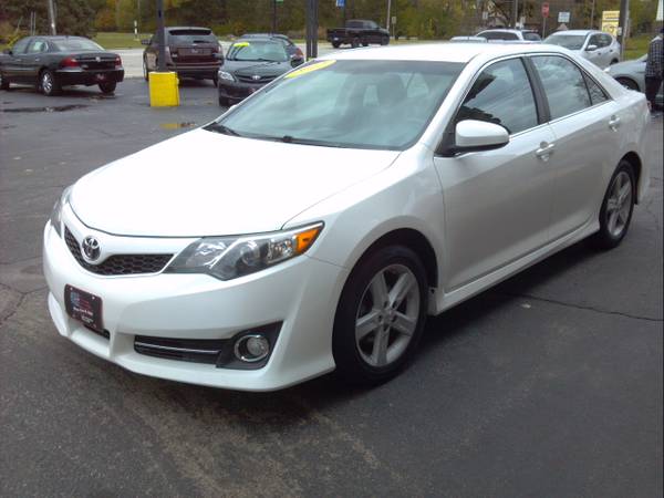 12 Toyota Camry 4dr SE - - by dealer - vehicle for sale in Butler, WI – photo 6