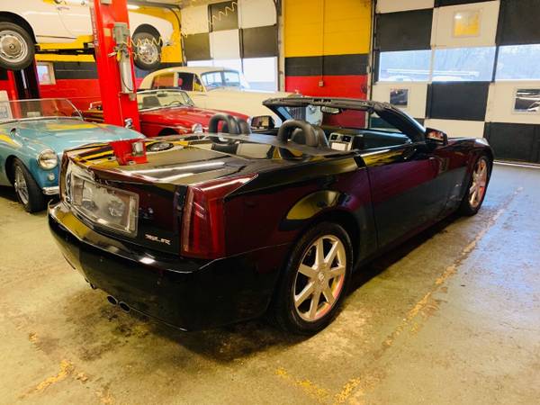 2004 CADILLAC XLR * ONLY 51K MILES * - cars & trucks - by dealer -... for sale in Bellingham, MA – photo 10