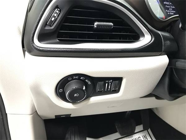 2017 Chrysler Pacifica Touring L with - cars & trucks - by dealer -... for sale in Wapakoneta, OH – photo 20