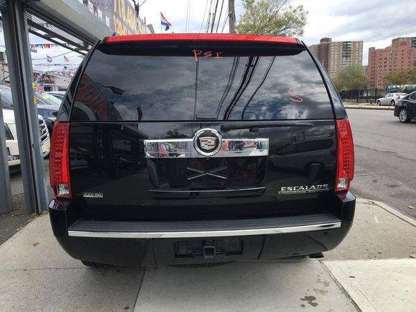 2011 Cadillac Escalade AWD 4dr TOURING Guaranteed Credit Approval! for sale in Brooklyn, NY – photo 6