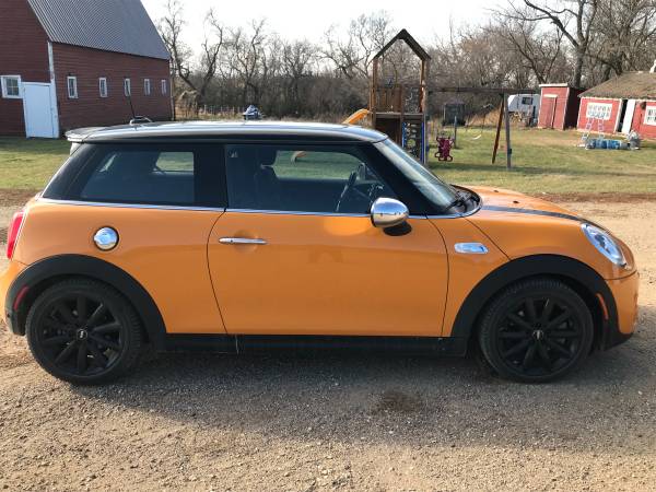 2015 Mini Cooper S - cars & trucks - by owner - vehicle automotive... for sale in Wilmot, SD – photo 4