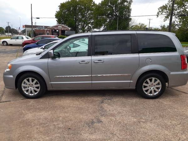 2014 CHRYSLER TOWN & COUNTRY TOURING - - by dealer for sale in Memphis, AR – photo 6