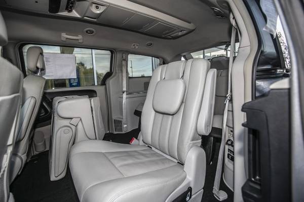 2015 Chrysler Town & Country Touring for sale in McKenna, WA – photo 20