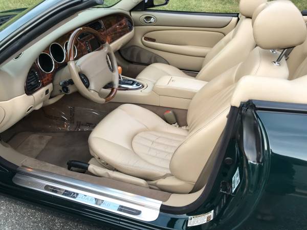 Beautiful 2006 Jaguar Convertible - Elderly Owner since 2007 for sale in Silver Spring, District Of Columbia – photo 12