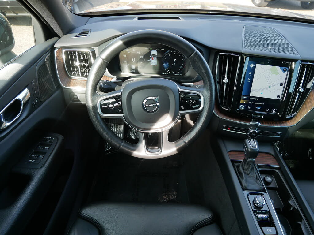 2019 Volvo XC60 T5 Momentum AWD for sale in Saint Paul, MN – photo 7