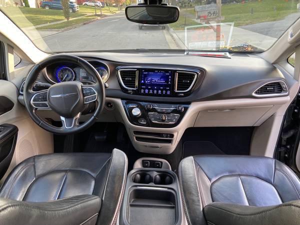 2017 Chrysler Pacifica - LOADED for sale in Canal Winchester, OH – photo 7