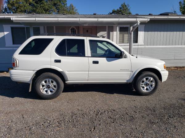 2004 Isuzu Rodeo for sale in Medford, OR – photo 7