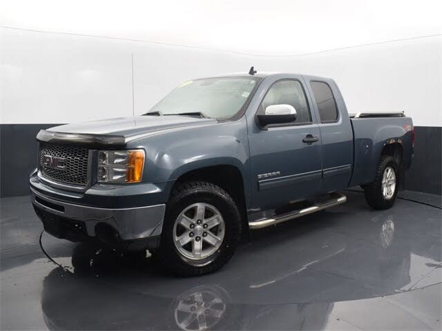 2011 GMC Sierra 1500 SLE Ext. Cab 4WD for sale in Charles City, IA