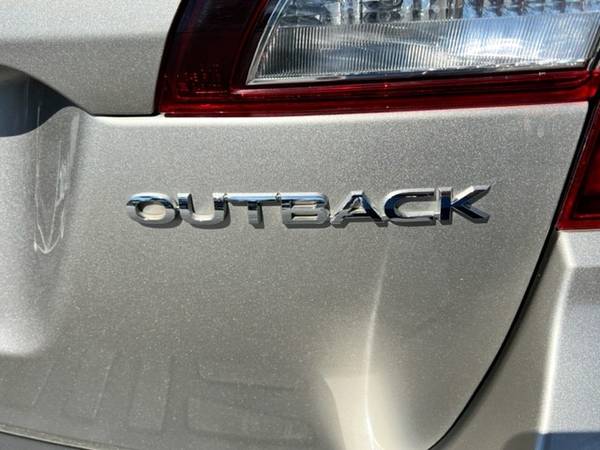 2018 Subaru Outback Wagon 2 5i Limited CVT - - by for sale in Winder, GA – photo 7