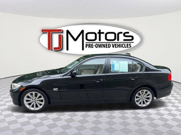 Stop In or Call Us for More Information on Our 2011 BMW 3 for sale in New London, CT – photo 4
