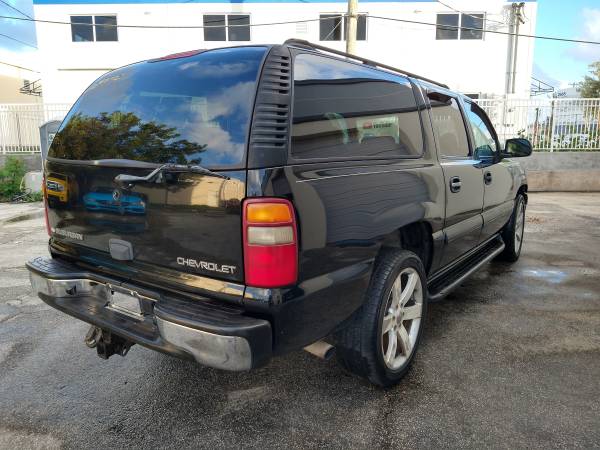Chevy suburban 4x4 - cars & trucks - by owner - vehicle automotive... for sale in Boca Raton, FL – photo 4