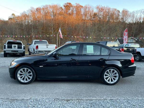 2011 BMW 3 Series 328i 4dr Sedan SULEV - - by dealer for sale in Seymour, TN – photo 4