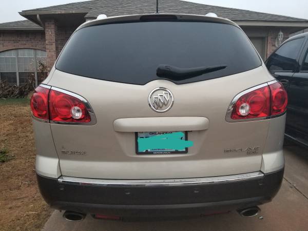 2009 Buick Enclave CXL Sport Utility 4D - cars & trucks - by owner -... for sale in Oklahoma City, OK – photo 4