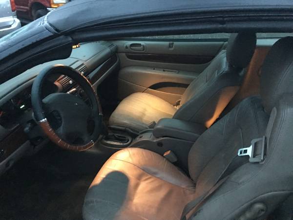 2002 CHRYSLER SEBRING CONVERTIBLE,130K MILES,DRIVES GOOD CLEAN,LEATHER for sale in Joppa, MD – photo 5