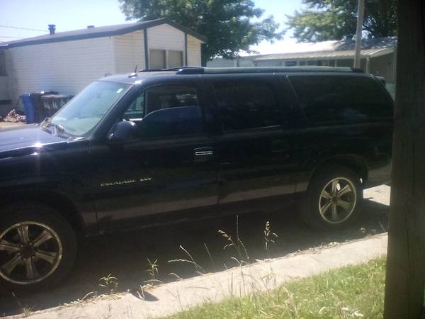 05 Cadillac Escalade for sale in Mount Gilead, OH – photo 4
