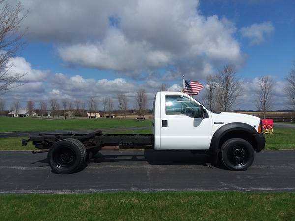 2005 Ford F450 XL Super Duty Cab and Chassis 42k Mi V10 Gas for sale in Gilberts, AR – photo 2