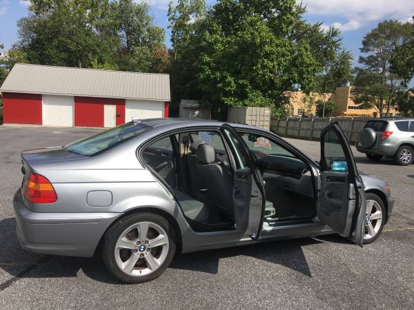 2004’Bmw 330Xi Sedán very clean for sale in Glyndon, MD – photo 12