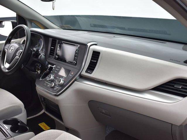 2019 Toyota Sienna LE for sale in Trooper, PA – photo 30