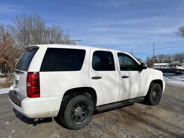 2010 Chevy Tahoe for sale in Rocheport, MO – photo 3