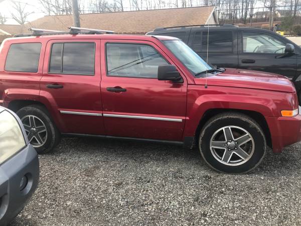 2009 Jeep Patriot Limited 4x4 REDUCED - - by dealer for sale in Somerset, PA. 15501, PA – photo 2