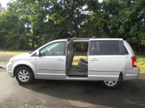 2010 Chrysler Town & Country 4dr Wgn Touring for sale in Fairless Hills, PA – photo 9