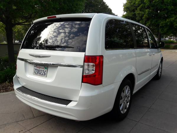 2014 CHRYSLER TOWN AND COUNTRY TOURING 4 DOORS MINI-VAN - cars & for sale in Oxnard, CA – photo 9