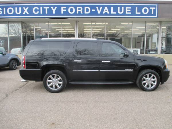 2011 GMC Yukon XL Denali AWD - - by dealer - vehicle for sale in Sioux City, IA – photo 6