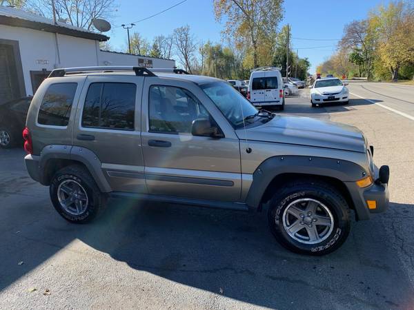 2005 Jeep Liberty Renegade 4X4 Sport Utility 4-Door - cars & trucks... for sale in Dayton, OH – photo 2