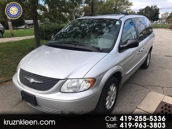 2003 Chrysler Town Country LXi FWD for sale in Toledo, OH