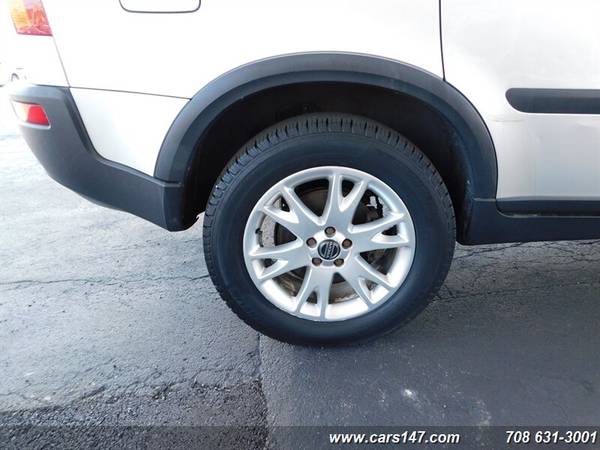 2005 Volvo XC90 T6 BLACK FRIDAY ONLY! Doors open 8am - cars & trucks... for sale in Midlothian, IL – photo 11