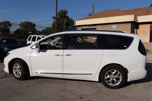 2020 Chrysler Pacifica Limited for sale in Chicago, IL – photo 2