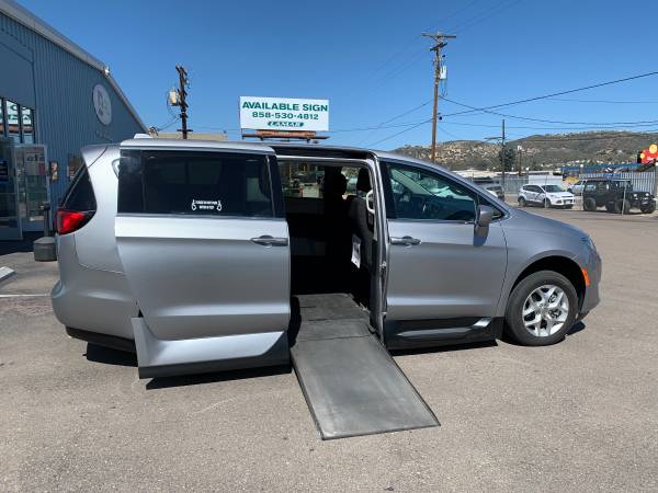 2018 Chrysler Pacifica with VMI Handicap Conversion for sale in El Cajon, CA – photo 6
