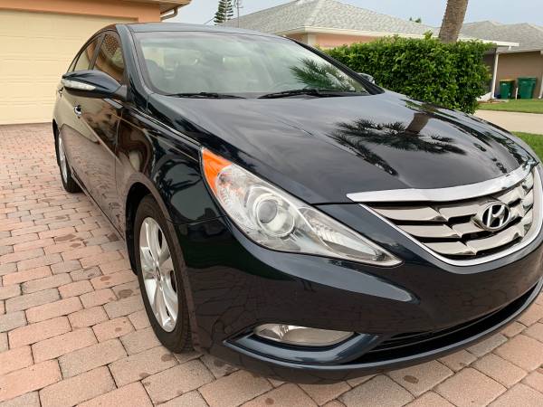 2013 HYUNDAI SONATA clean TITLE and CARFAX history for sale in Naples, FL – photo 3