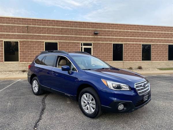 2015 Subaru Outback 2 5i Premium: All Wheel Drive Rear View Came for sale in Madison, WI – photo 3