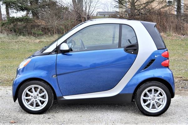 2008 Smart Fortwo Passion LOW MILES - - by dealer for sale in Carrollton, OH – photo 3