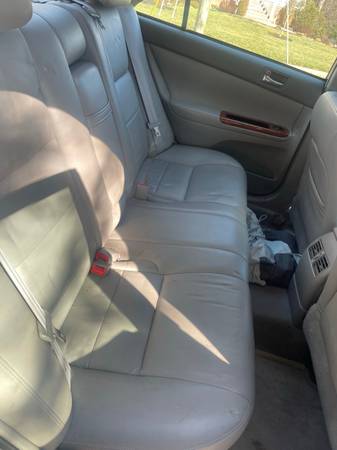 2004 toyota camry XLE auto all power leather seats 180k 1 0wner for sale in Falls Church, District Of Columbia – photo 10