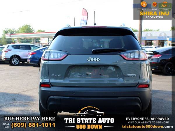2019 Jeep Cherokee Latitude Plus 4x4SUV 4 x 4 SUV 4-x-4-SUV - cars & for sale in Trenton, NJ – photo 5