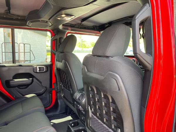 2020 JEEP GLADIATOR RUBICON 4X4 4DR CREW CAB 5 0 FT SB - cars & for sale in Springfield, IL – photo 15
