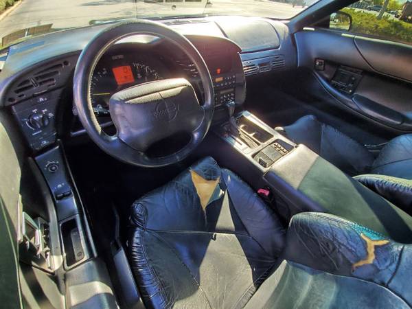 95' Chevy Corvette blk on blk low miles rides strong! for sale in Lawnside, NJ – photo 8
